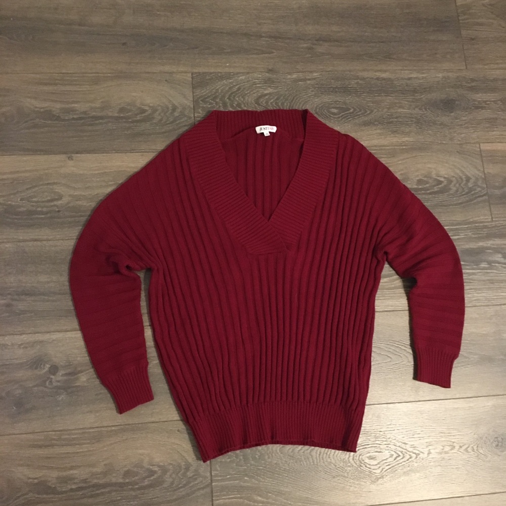Thick, knitted sweater